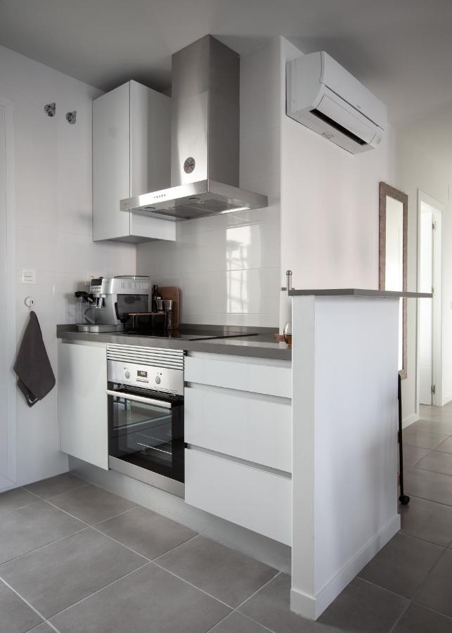 Sunny Apartment In Denia With Outdoor Swimming Pool And Garage Parking Place Included, 300M From The Sandy Beach Zewnętrze zdjęcie