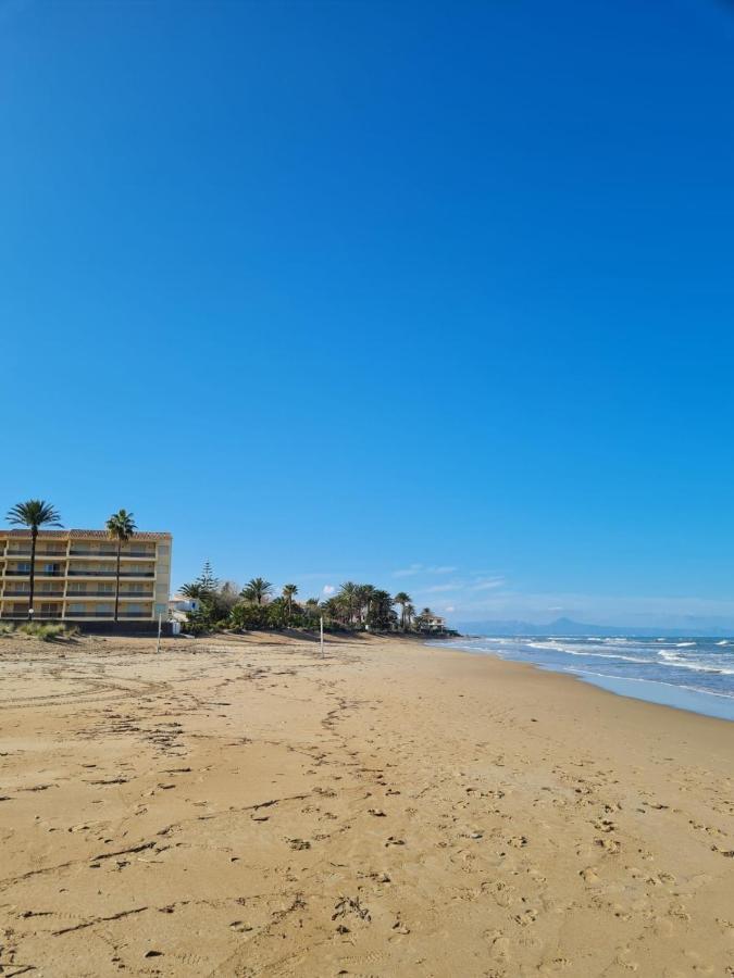 Sunny Apartment In Denia With Outdoor Swimming Pool And Garage Parking Place Included, 300M From The Sandy Beach Zewnętrze zdjęcie